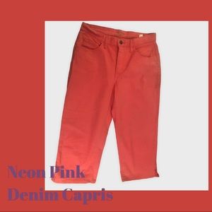 Color Denim Capris